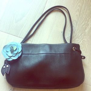 Cul de Sac Leather Gardenia Purse Shoulder Bag